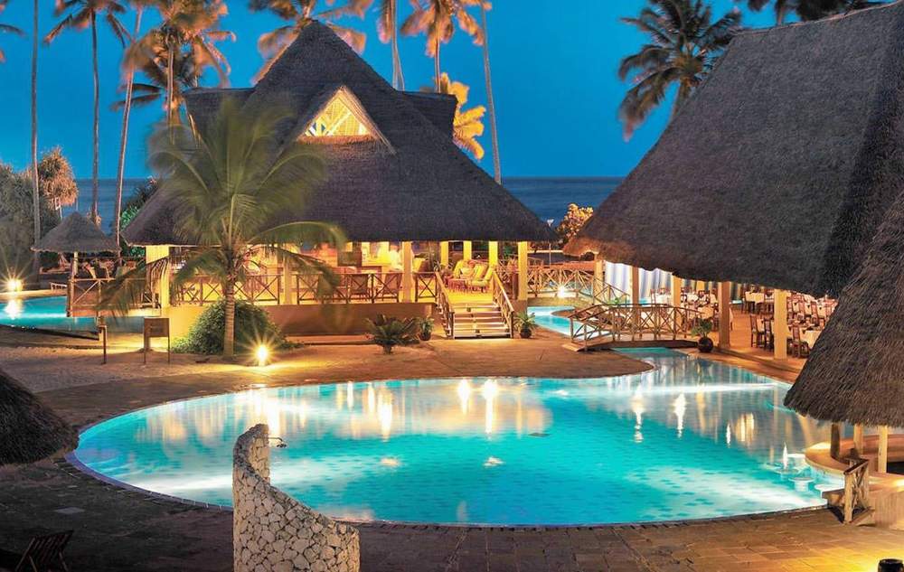 12-Days-Tanzania-Safari-and-Zanzibar-Beach